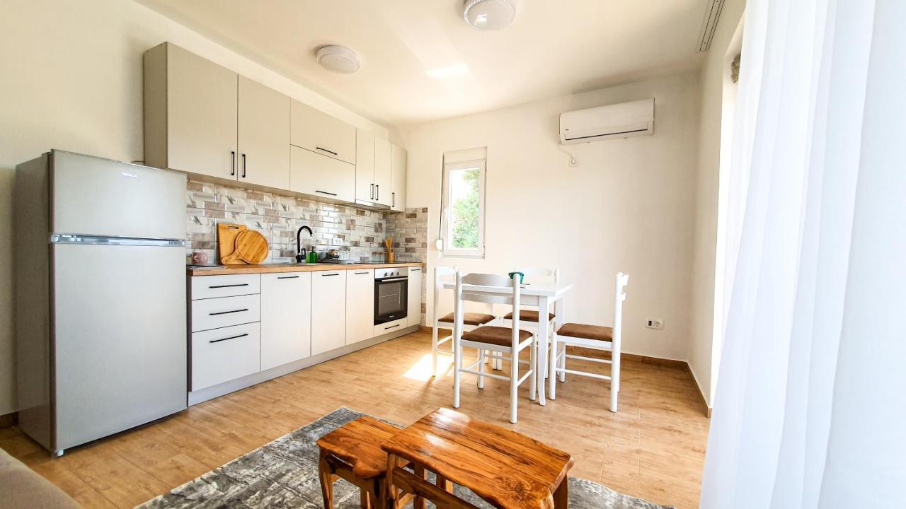 Olav Holiday Apartments Бар Екстер'єр фото