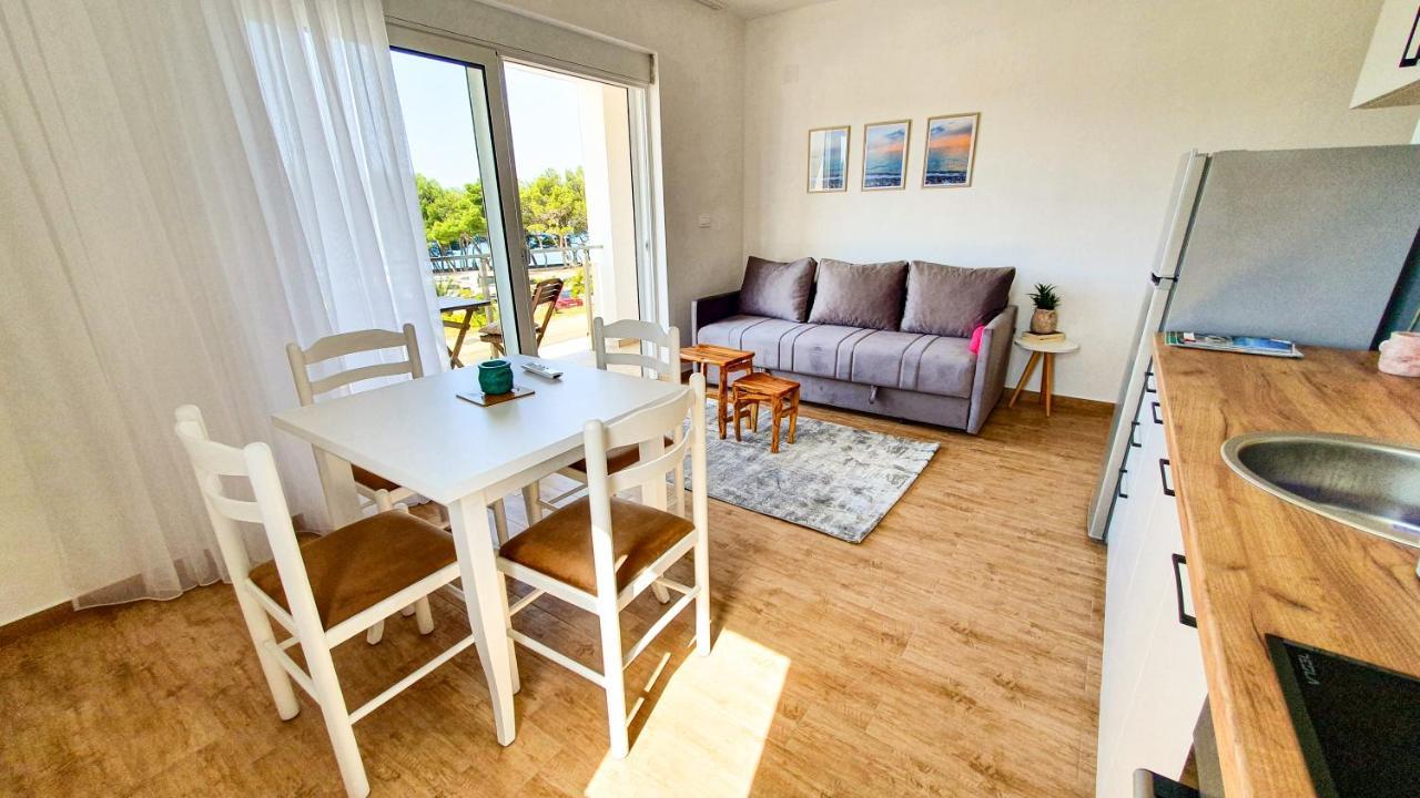 Olav Holiday Apartments Бар Екстер'єр фото